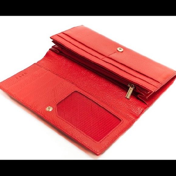 Red leather wallet. - Picture 4 of 5